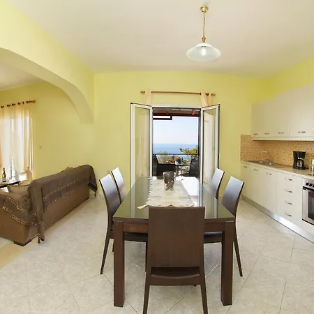 Holiday home George Lourdata (Kefalonia)